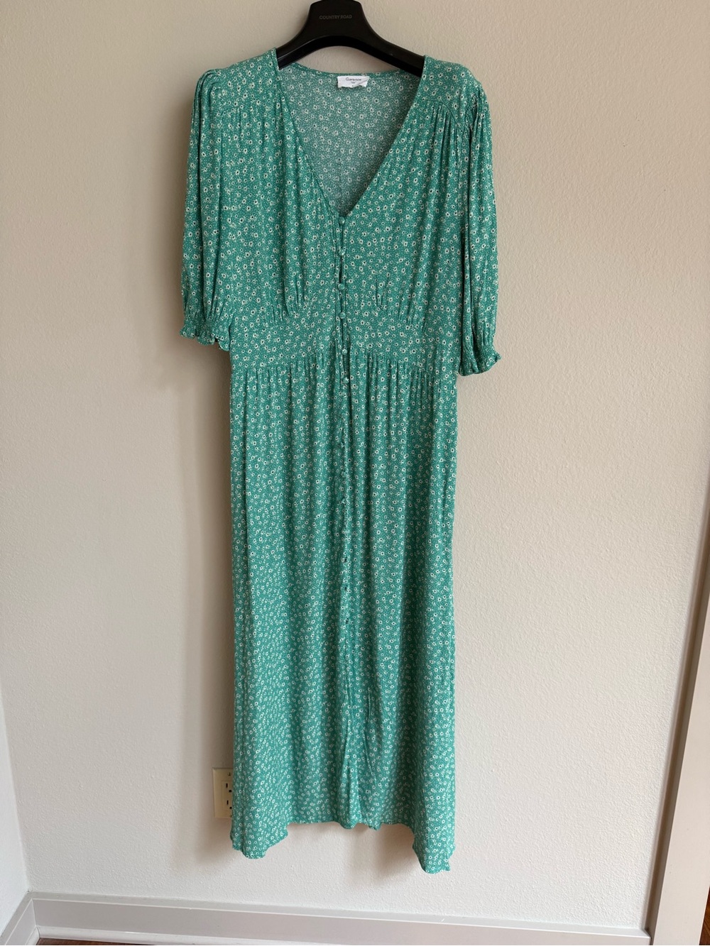 Garance Green Floral V-Neck Midi Dress